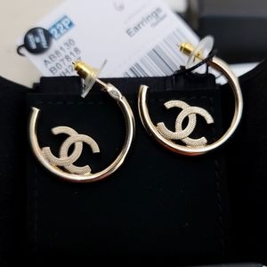 💯Authentic 22C Chanel CC Hoop Earrings